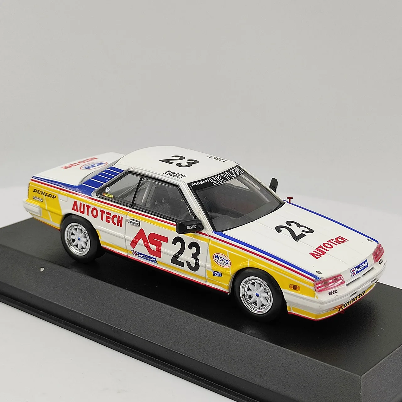 Defectivo KYOSHO escala 1:43 AUTO TECH Skyline RS modelo de coche de aleación turboalimentada
