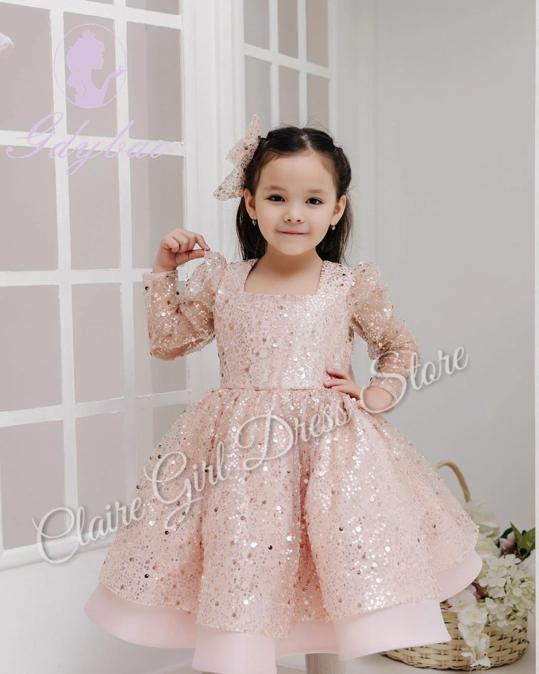 Customized Elegant Flower Girl Dresses For Wedding Sequins With Bow Puffy Kids Birthday Party First Communion Concert Gown