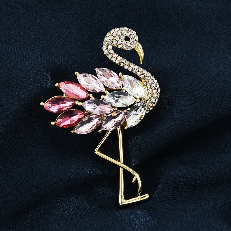 Fashion Classic Inlaid Rhinestone Flamingo Bird Brooches For Women Luxury Design Unisex Metal Animal Brooch Pins Jewelry Gifts