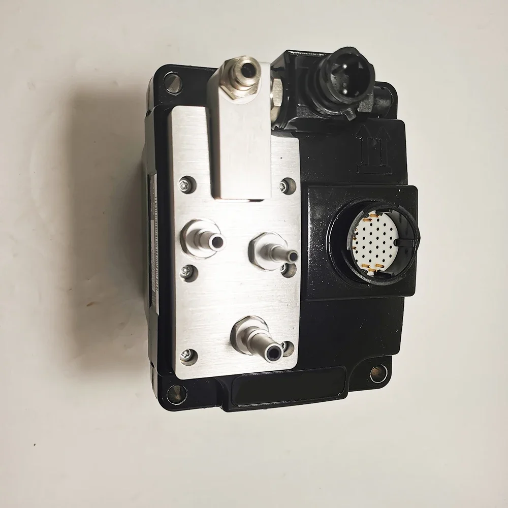 5273338 1409391   مضخة اليوريا دوسر الهواء المساعدة من النوع AdBlue 1705244 4931694 5273339   لـ DAF لـ Emitec الكمون لـ GRUNDFOS