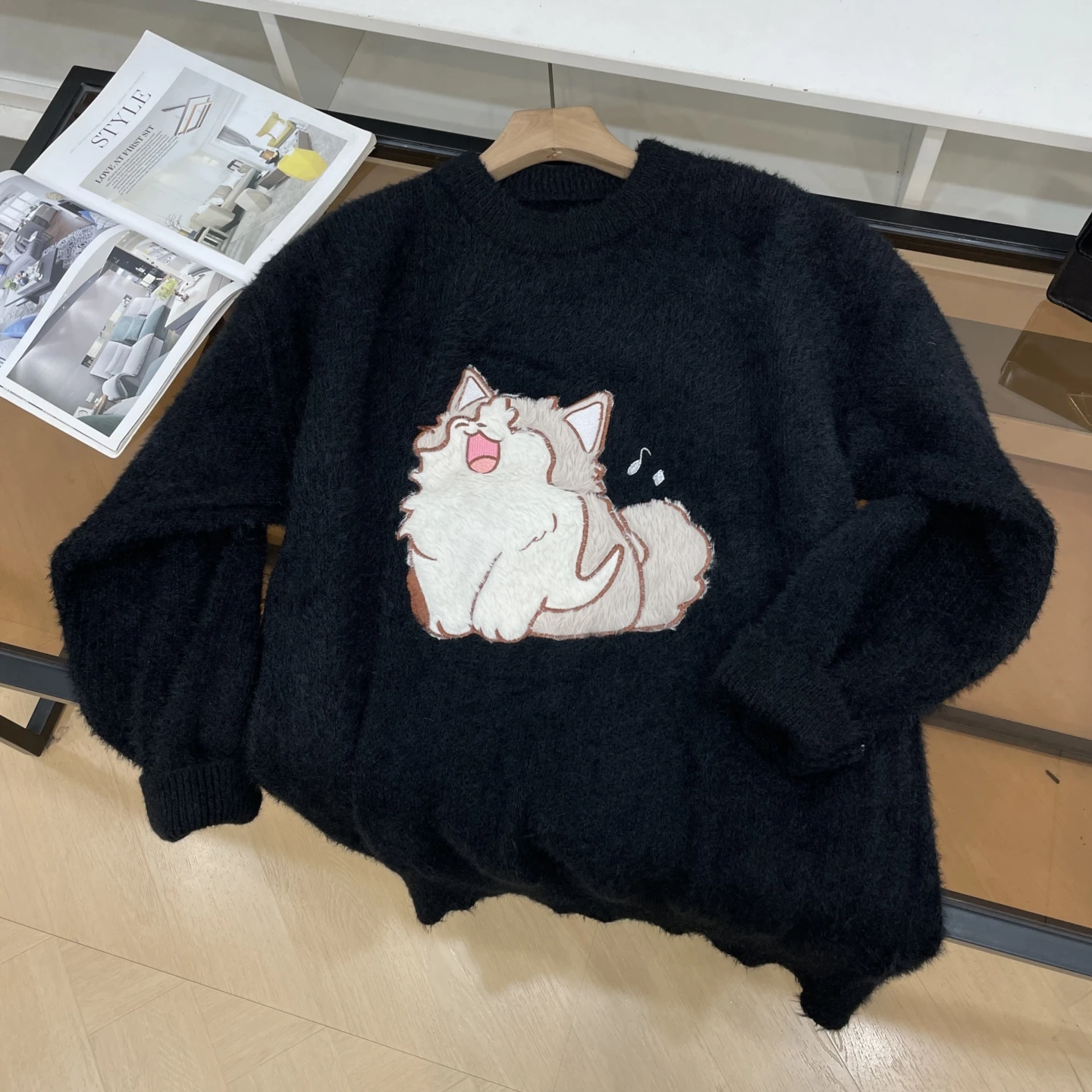 Sweter damski wyszczuplający, luźny, długi, z nadrukiem, do pracy, elegancki, modny, wygodny, słodki, na jesień i zimę.