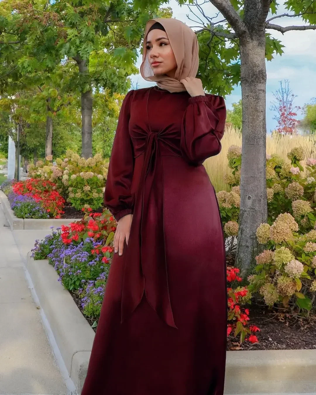 Imagem -05 - Vestido Muçulmano Hijab Cetim para Mulheres Ramadan Abaya Turquia Kaftan Eid Abayas Dubai Vestuário Islã Verão Caftan