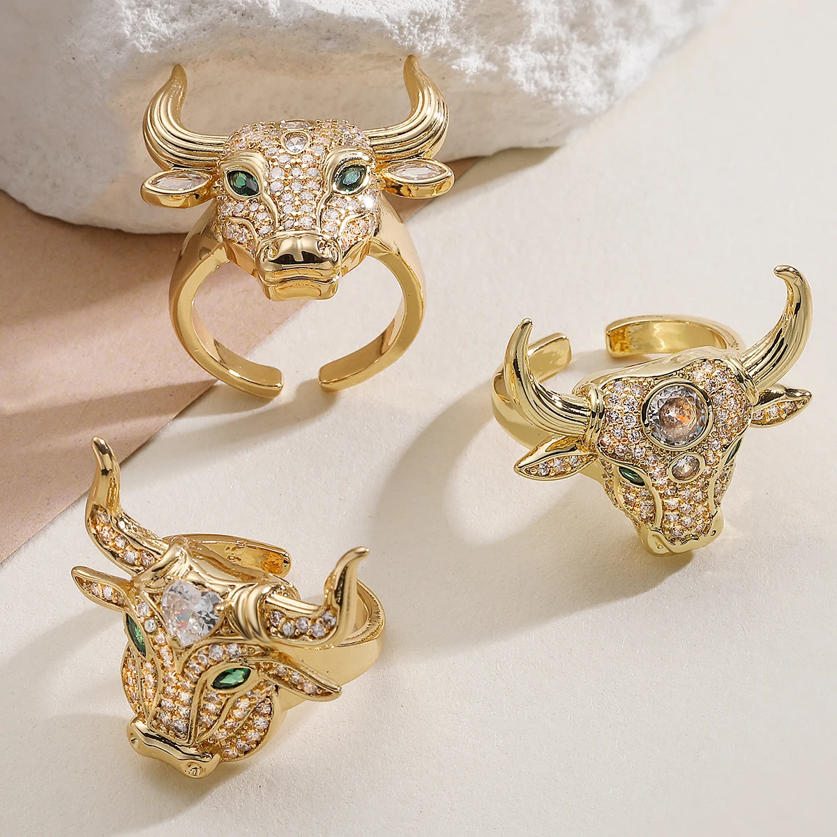 Brass Bull Head Ring For Men Women Full Paved CZ Green Eyes Taurus Adjustable Open Cuff Ring Statement Biker Fashion Jewelry