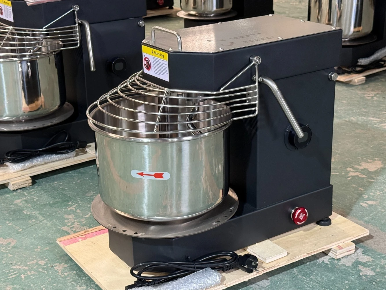 10Liter/4Kg TableTop Dough Mixer Tilt Head and Removeable SS304 Bowl for Home Bakery with CE