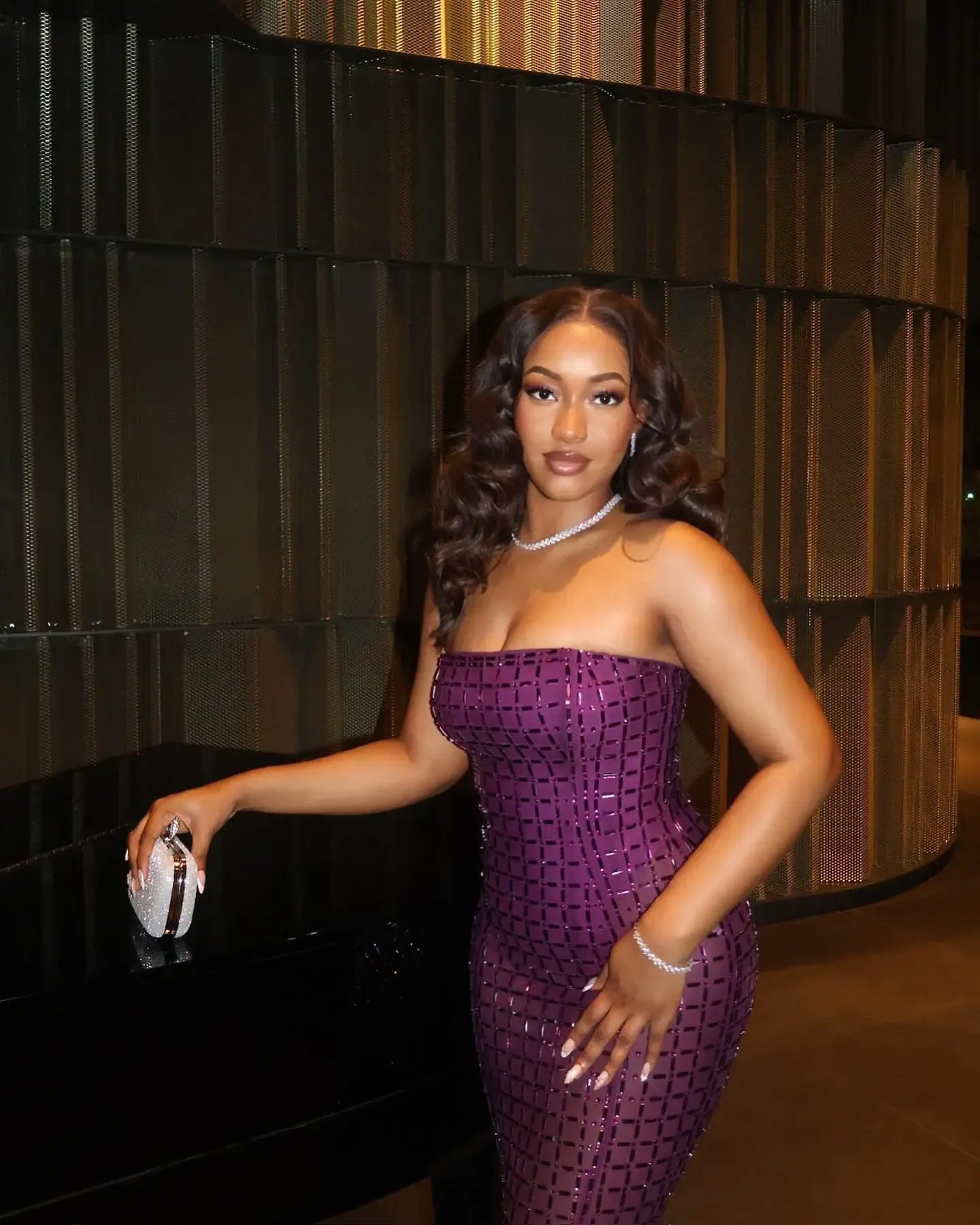 

Customized High Quality New Purple Sexy V Strap Sleeveless Slim Fit Diamond Decorated Long Dress Fashion Evening Dress