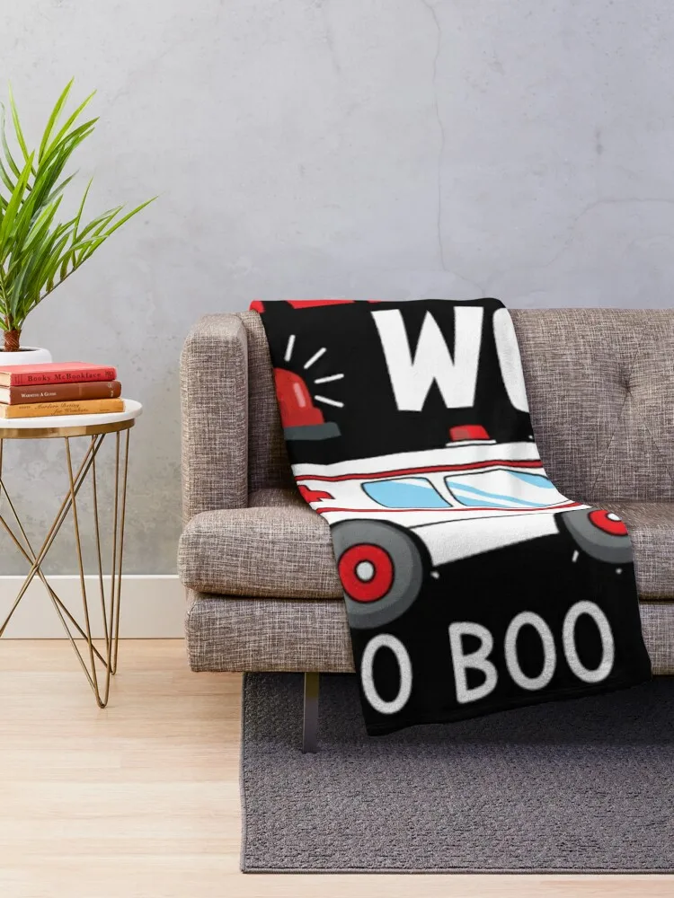 Paramedic Wee Woo Ambulance Throw Blanket Shaggy Blanket Cute Blanket Winter bed blankets Custom Blanket