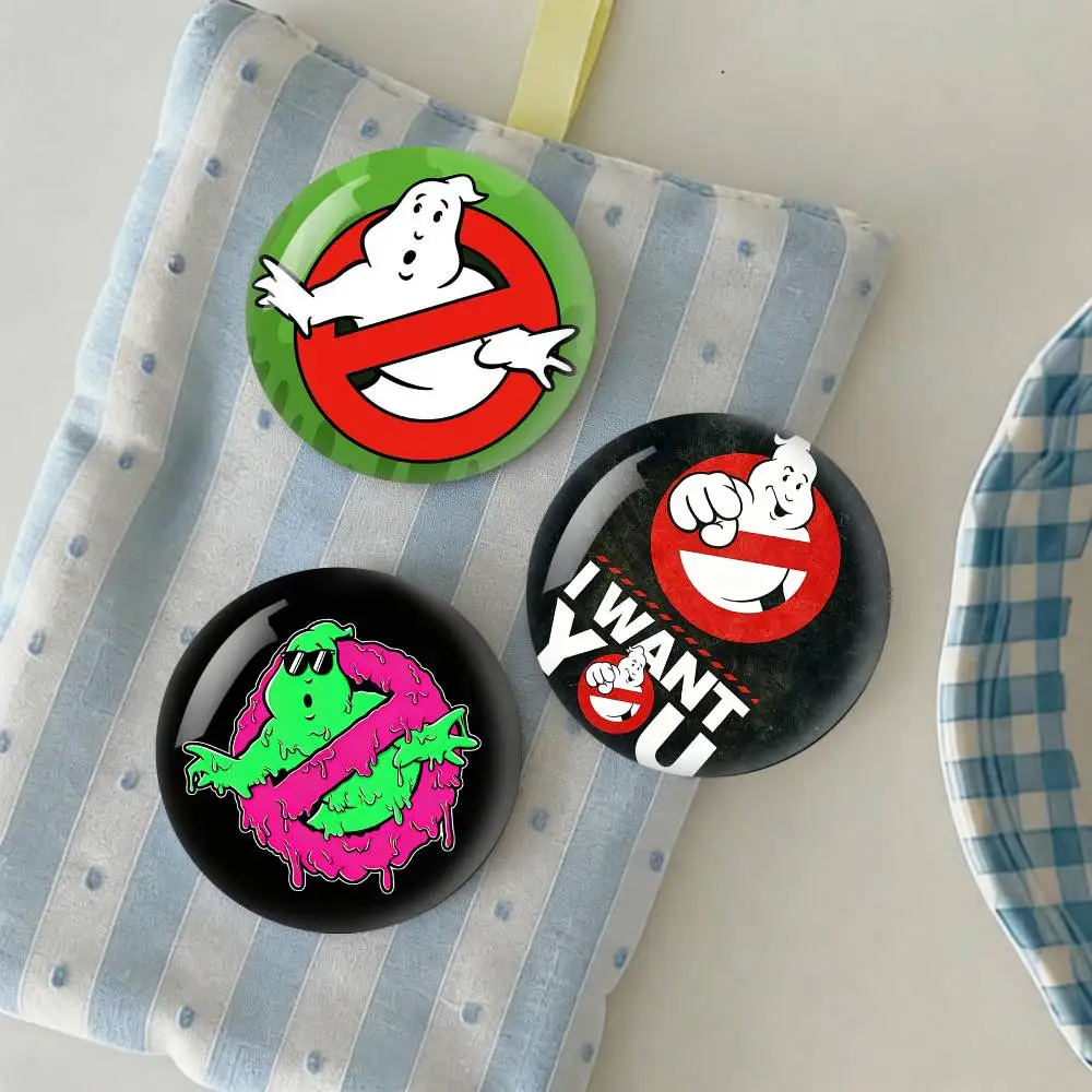 

M-Movie G-Ghostbusters Badge fragmentation laser Game Figure Soft Button Pins Handmade Cartoon Round Brooch Bag