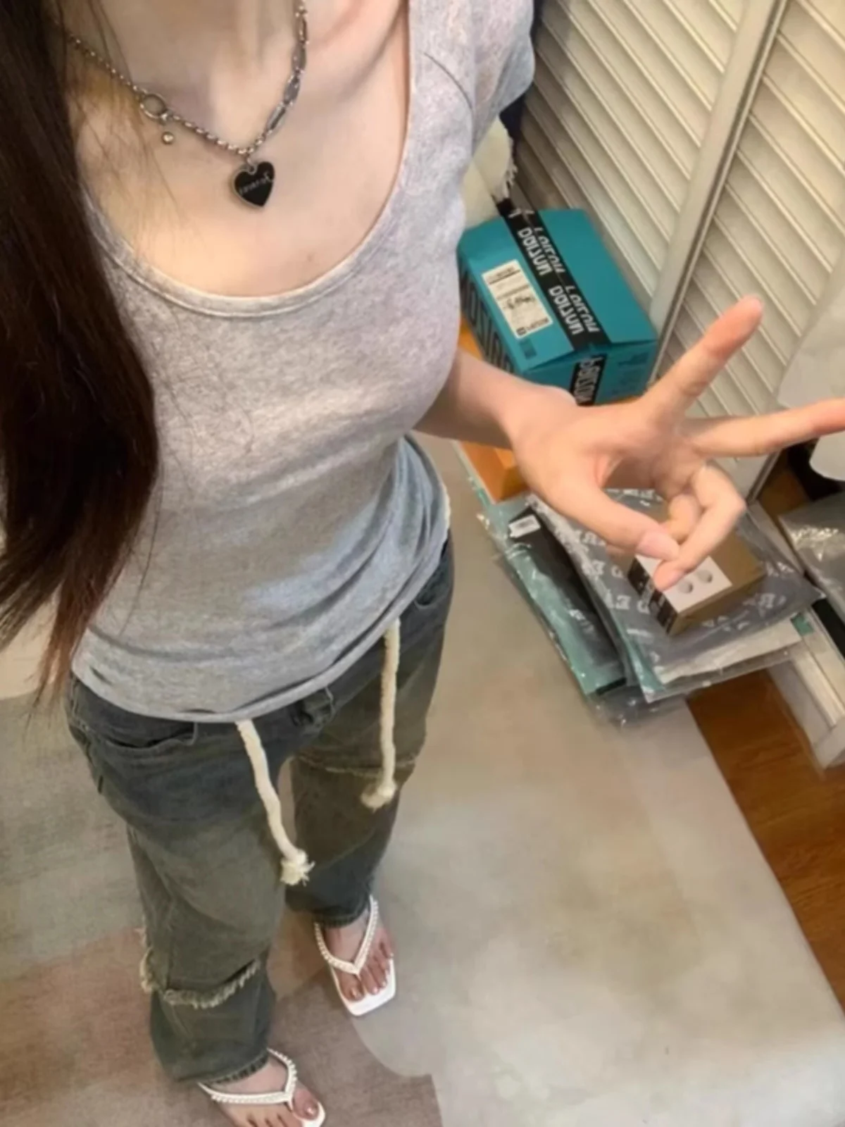 2025년 신상 여성 반팔 티셔츠 순면 한국 스타일 다용도 슬림 여름 패션 베이스 레이어 트렌디 탑