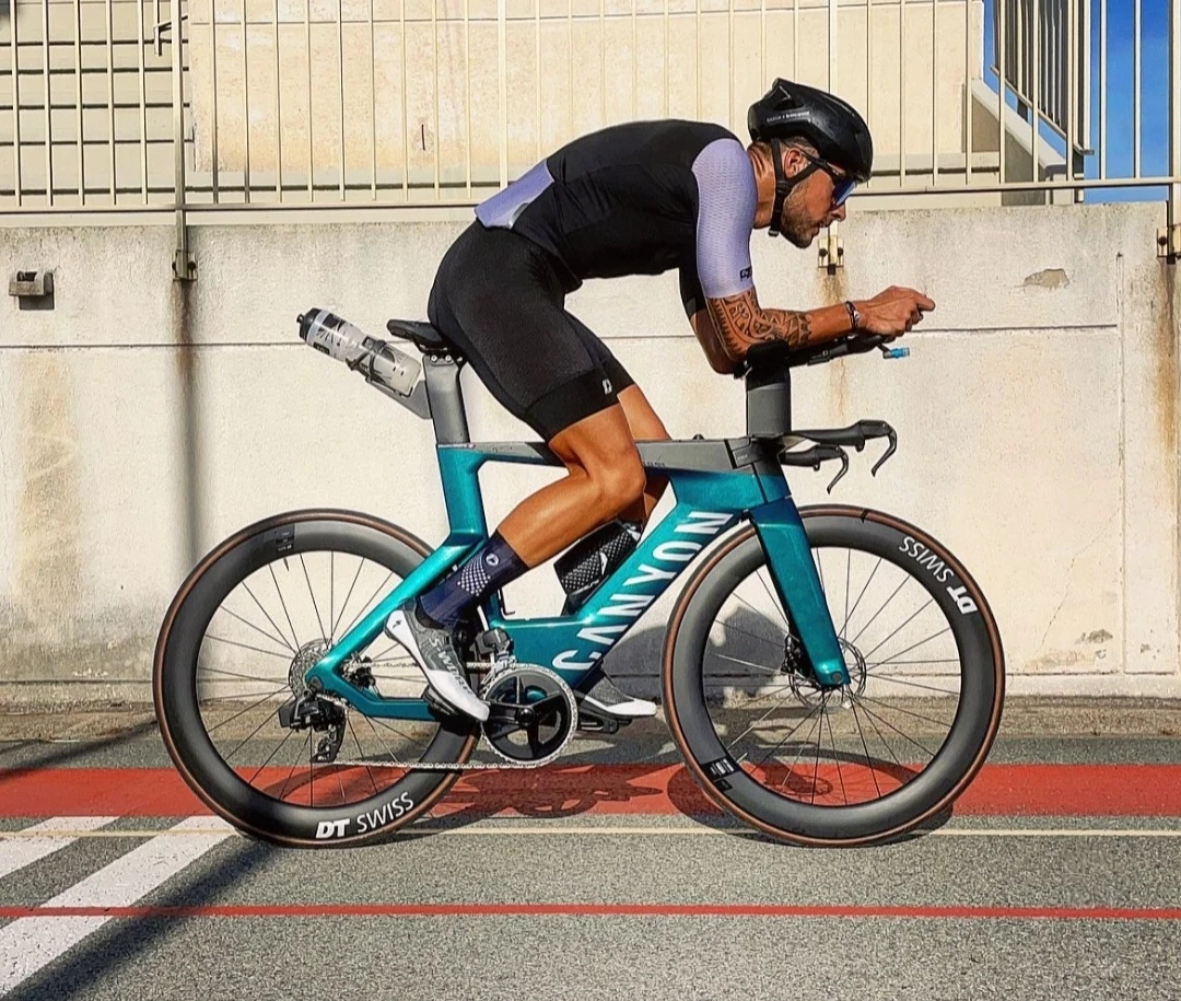 DAREVIE Italien Radtrikot Herren Weich Damen Sommer Pro Team Atmungsaktives Herren Ciclismo Trikot Schnell trocknendes, rutschfestes Radtrikot