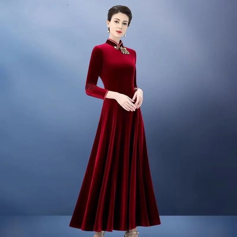 

Spring Autumn Winter Middle-Aged Mothers Golden Velvet Dress Women Loose Casual High End Elegant Long-Sleeved Vestidos Dress