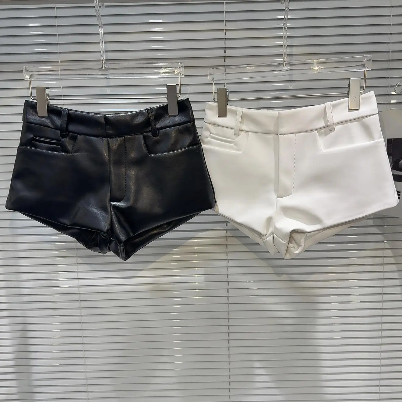 

Simple Pure Color Texture PU Leather ort Pants Autumn New Sle Straight Leg l Waist Ladies Faion Bootcut Trousers