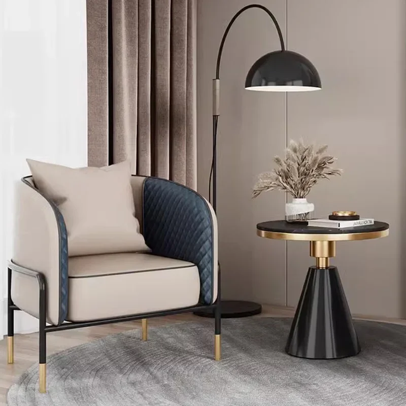 โต๊ะกาแฟทรงกลมสำหรับห้องนอน ดีไซน์ทันสมัย สีดำ โต๊ะกาแฟหรูหราสำหรับห้องนั่งเล่น สไตล์นอร์ดิก เฟอร์นิเจอร์สำหรับบ้าน