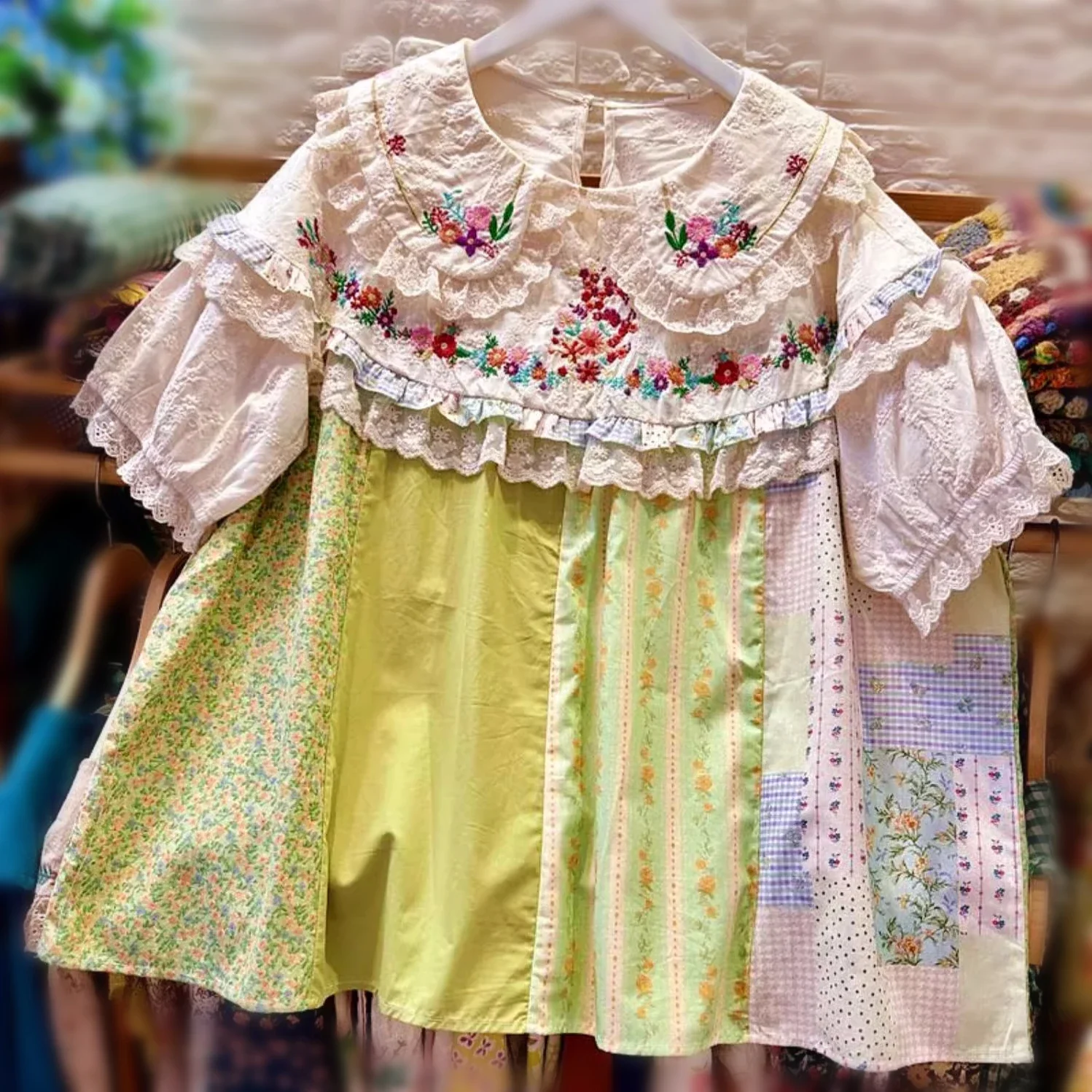 

Female Vintage Floral Embroidery Ruffled Lace Summer Short Sleeve Blouse Japanese Mori Girl Harajuku Cotton Patchwork Shirt Tops