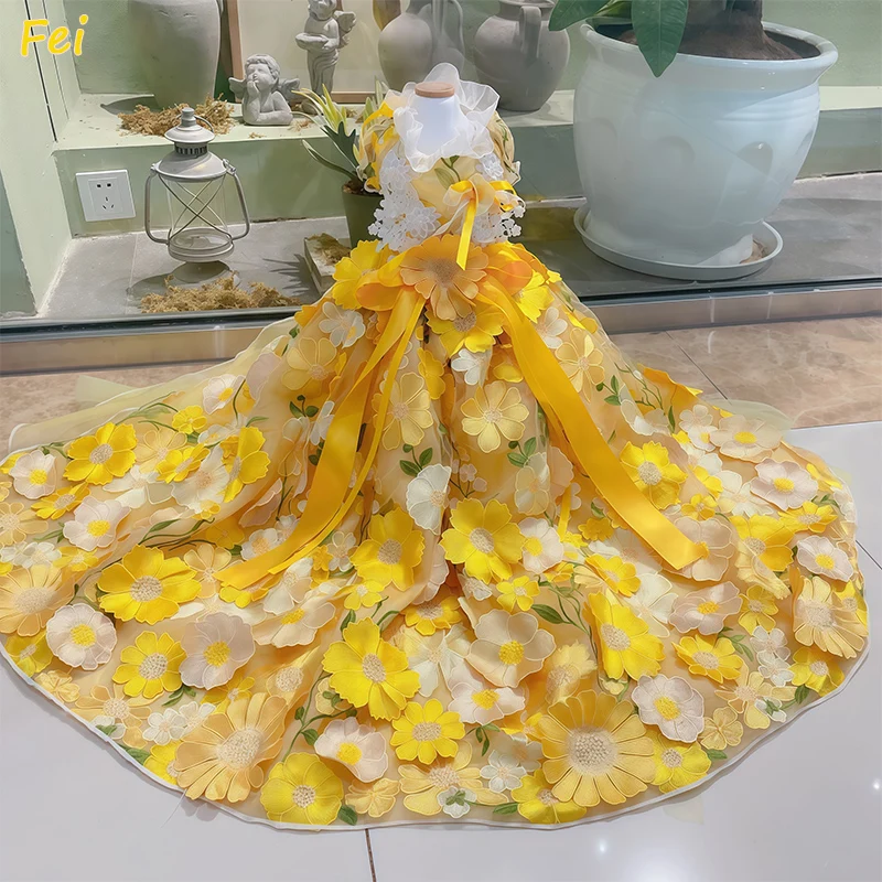 

Luxury Yellow Floral Dog Gown, Handmade Lace Pet Wedding Dress with Bow, Elegant Costume for Dog Party Apparel for Pets dogs
