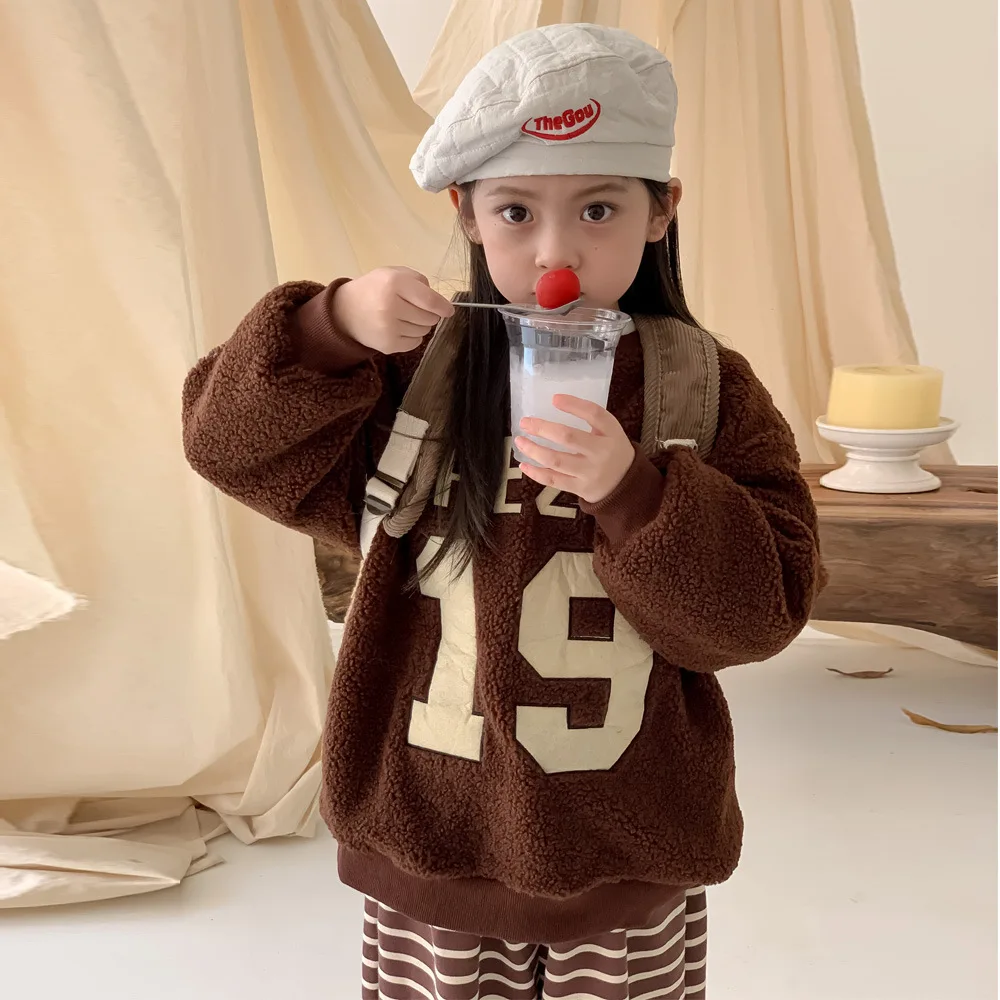 

Autumn Winter Toddler Baby Girls Sweatshirt Letter Embroidered Velvet Kids Girls Pullovers Cotton Round Collar 1-10Y Girls Tops