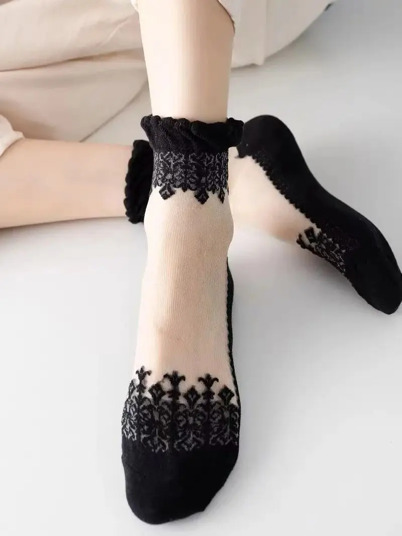 

1Pairs Summer Sweet Transparent Sock Breathable Elastic Female Socks Crystal Glass Silk Ultra Thin Lace Short Girls Socks