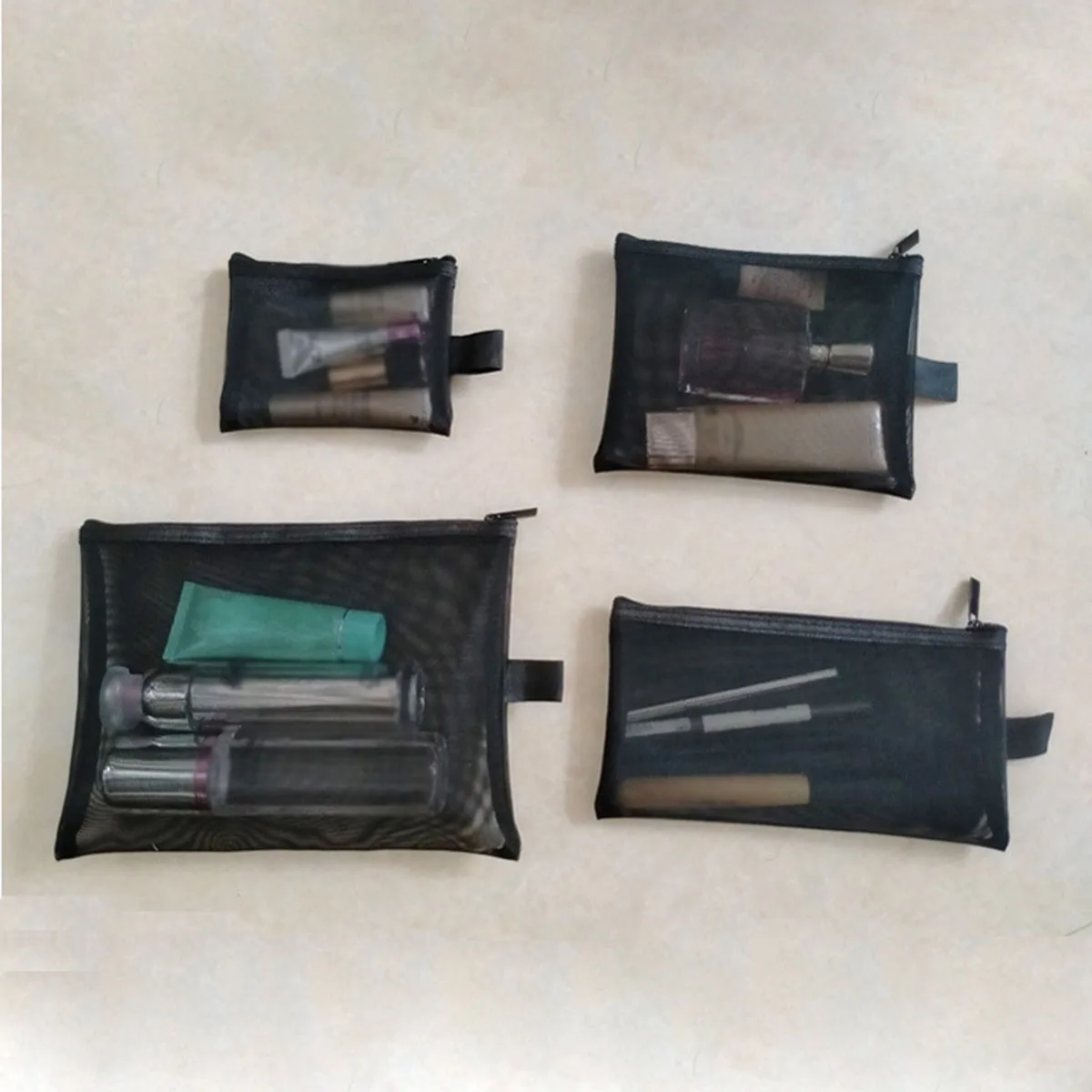 

Mini Portable Makeup Pouch Cosmetic Bag with Mesh for Lipstick Powder Compact Portable Simplistic Bag for On-the-Go Touch-ups