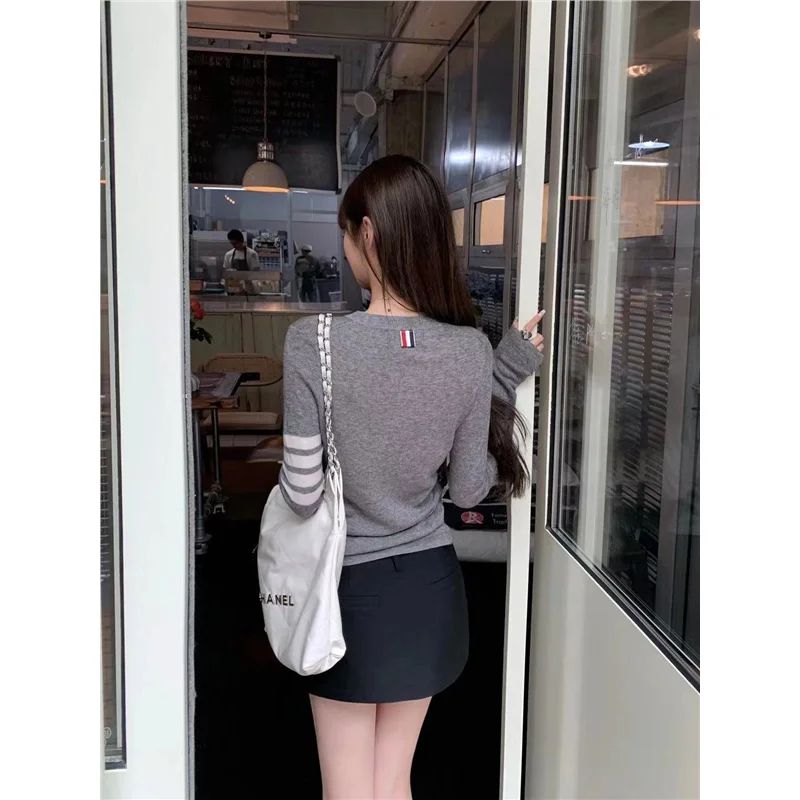 الكورية Sle ربيع الخريف رقيقة Faionable محبوك جولة Ne Long Sve المرأة الأعلى Ins Sle سليم صالح مزيج القطن طاقم N...