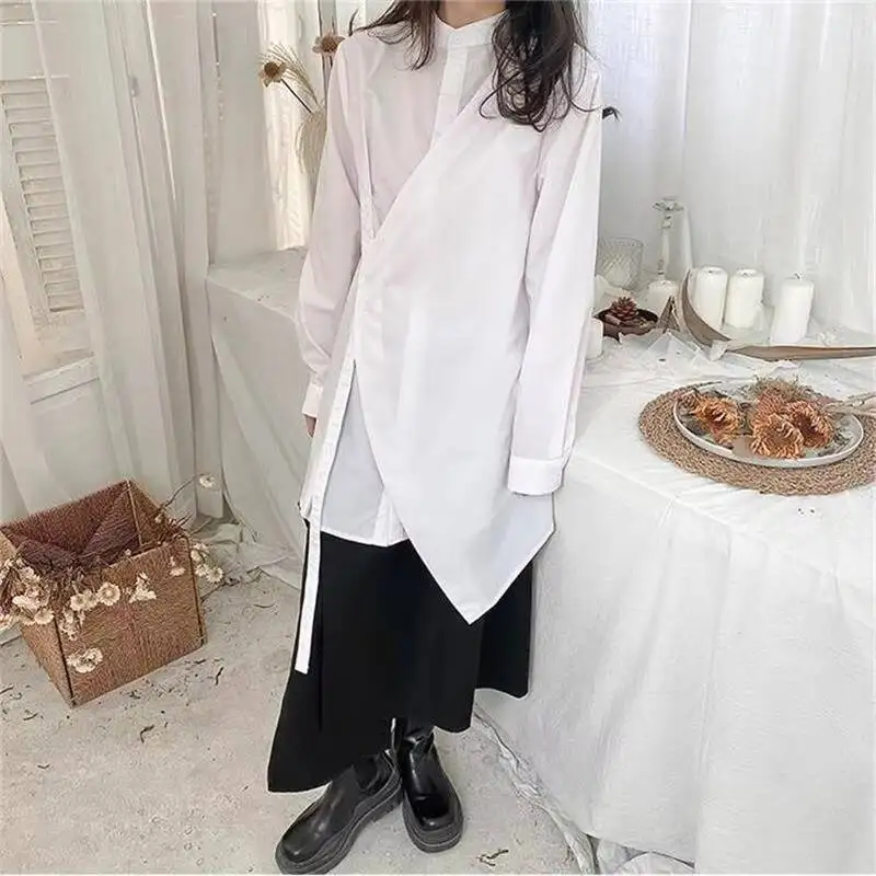 قميص نسائي طويل الأكمام نمط جديد شخصية عدم التماثل غير النظامية التفكيك موضة الهيب هوب الاتجاه قميص كبير الحجم