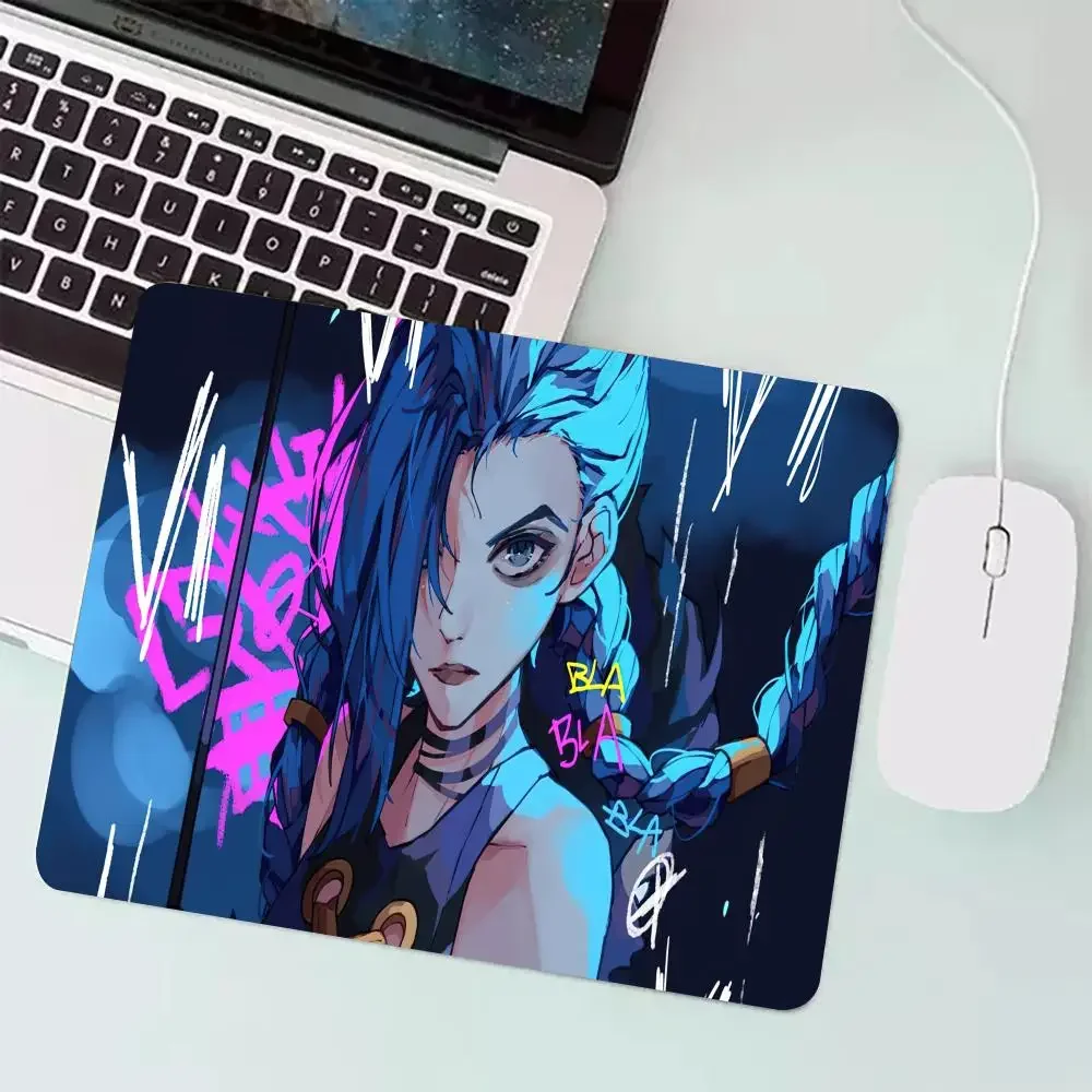 Small mouse pad Jinx game accessories small keyboard mouse pad computer desk pad game mouse pad rubber non-slip small mouse pad