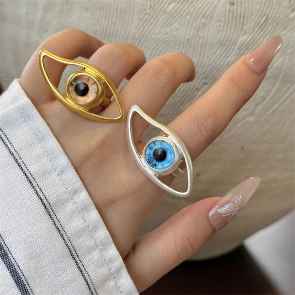 

Hollow Blue Eye Finger Buckle Geometric Jewelry Accessories Demon Eye Rings Minority Design Korean Style Gothic Rings Women