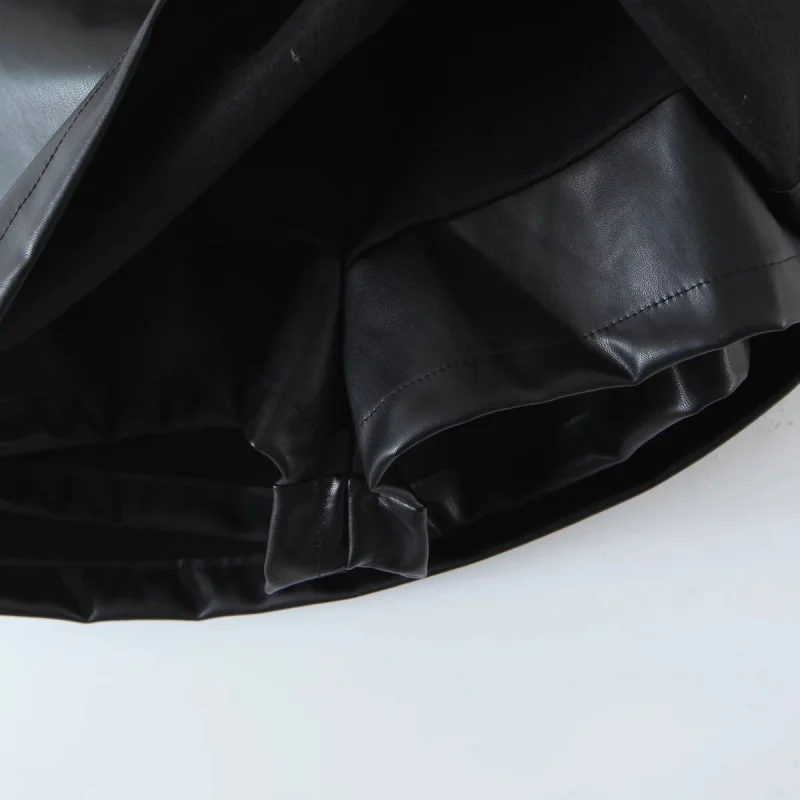 Pu レザーショートスカート女性黒のセクシーなスプリットスリムハイウエスト A ラインミニスカート女性のショーツヴィンテージ原宿ストリート