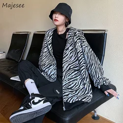 Jackets Women Zebra Printed Hooded Hip Hop Couple Loose Popular High Street Cool Girls Womens Chic Korean Style Zipper Coats Ins