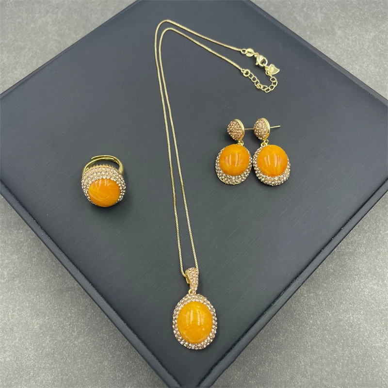 Hot 3 in 1 Jewelry Set Rhinestone Beeswax Amber Yellow Crystal Snake Necklace Dangle earrings Sets for Women Party Best Gift