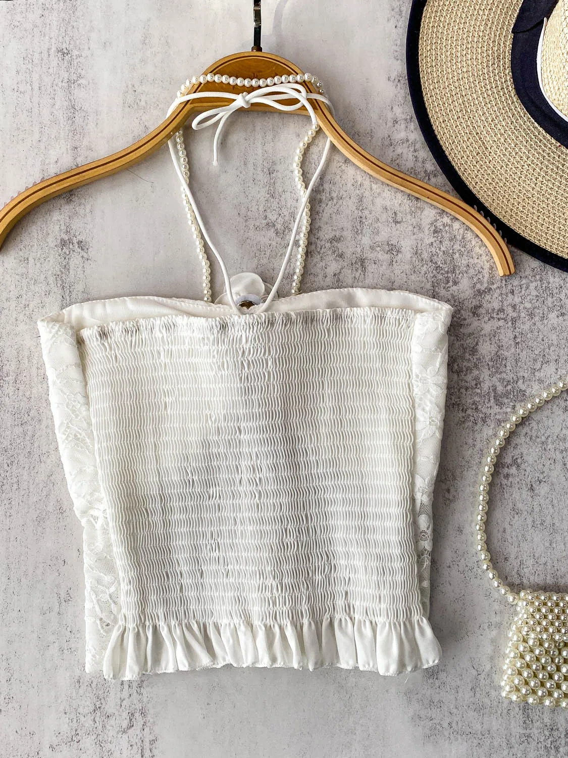 セクシーなレースのクロップトップ女性の夏のファッション V ネックストラップレスネックハンギングレーストリムフィットショートシャツ美しい 3D フラワーチェーン