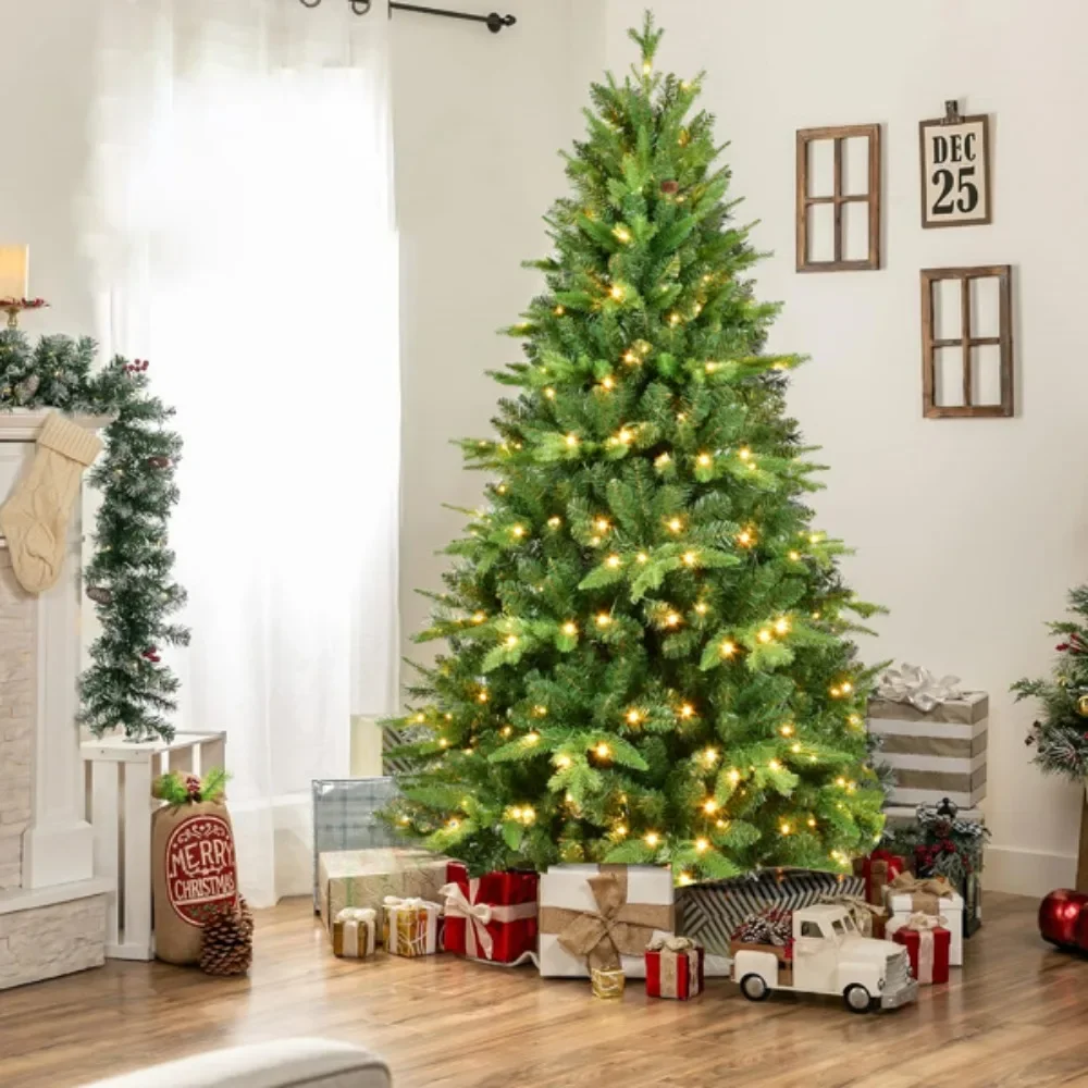 

The 7 feet PVC green Christmas tree makes the tree fluffy and authentic, and it is easy to unfold the PE+PVC leaves Green