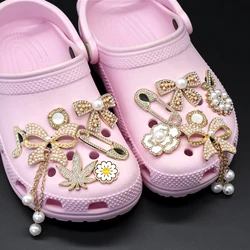 1/9pcs Golden Pin Designer Metal Shoe Charms Bling Bow Maple Leaf Luxury Shoe Decoration Accessories Pin Clog for Women Girls