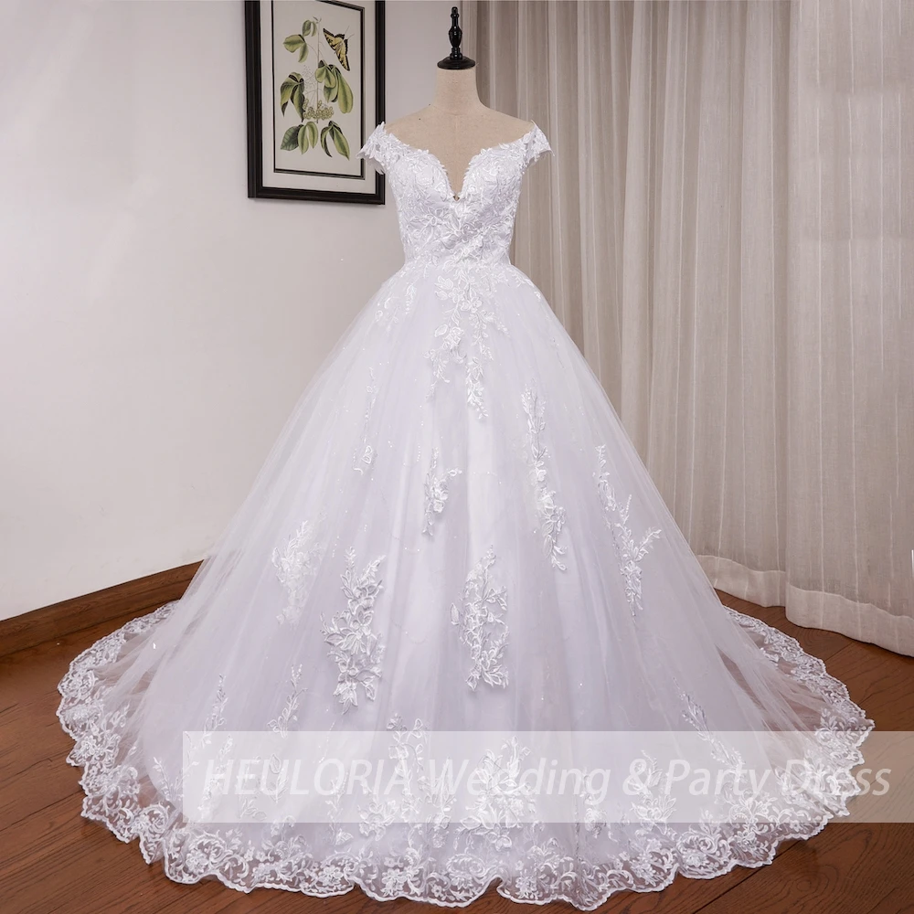 

HEULORIA sample Sale wedding dress 50cm train ship immediatly