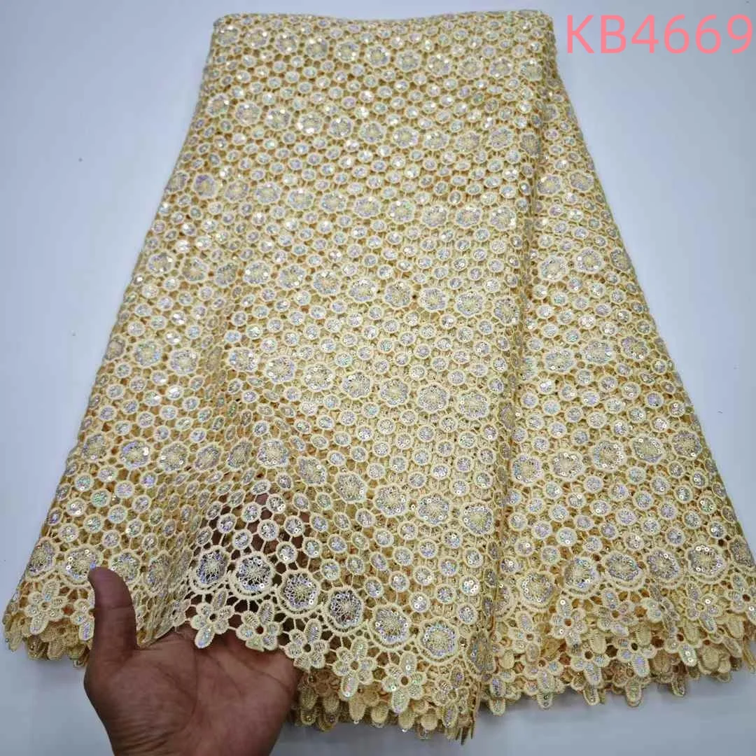5 ヤード白スパンコールコードレース生地高級アフリカの結婚式の生地ナイジェリアギピュールコードレースシーケンス縫製 KB4669
