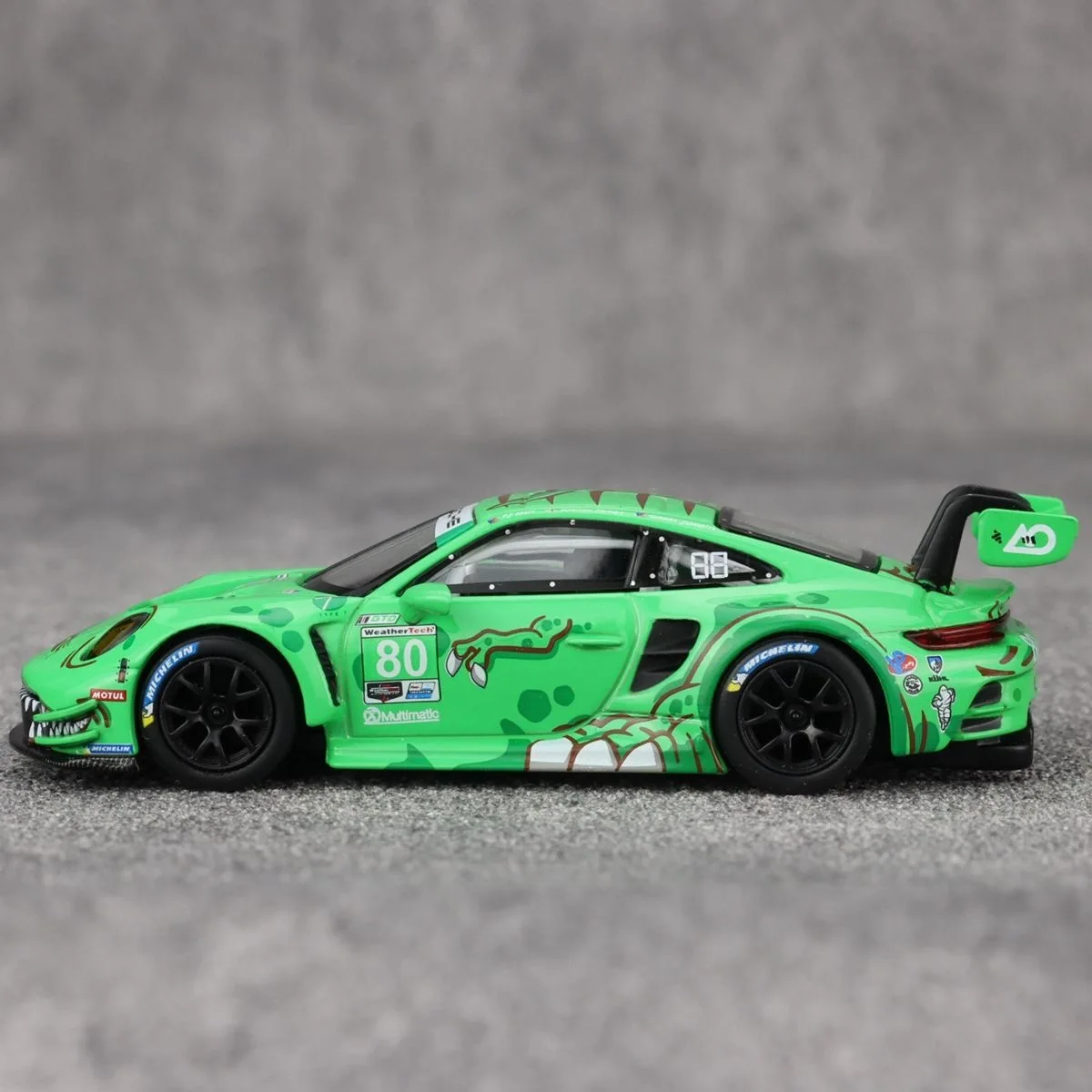 MINI GT 1:64 Porsce 911GT3R # 80 2023 Sebring-Automodellset aus grüner Dinosaurierlegierung