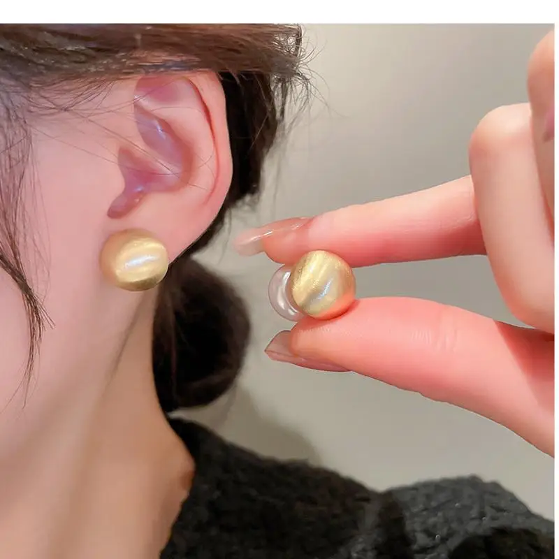 Luxury Pearl Hoop Earrings Sweet Fashion Non-allergic Classic Women Jewelry for Club Party Valentine's Day Gifts