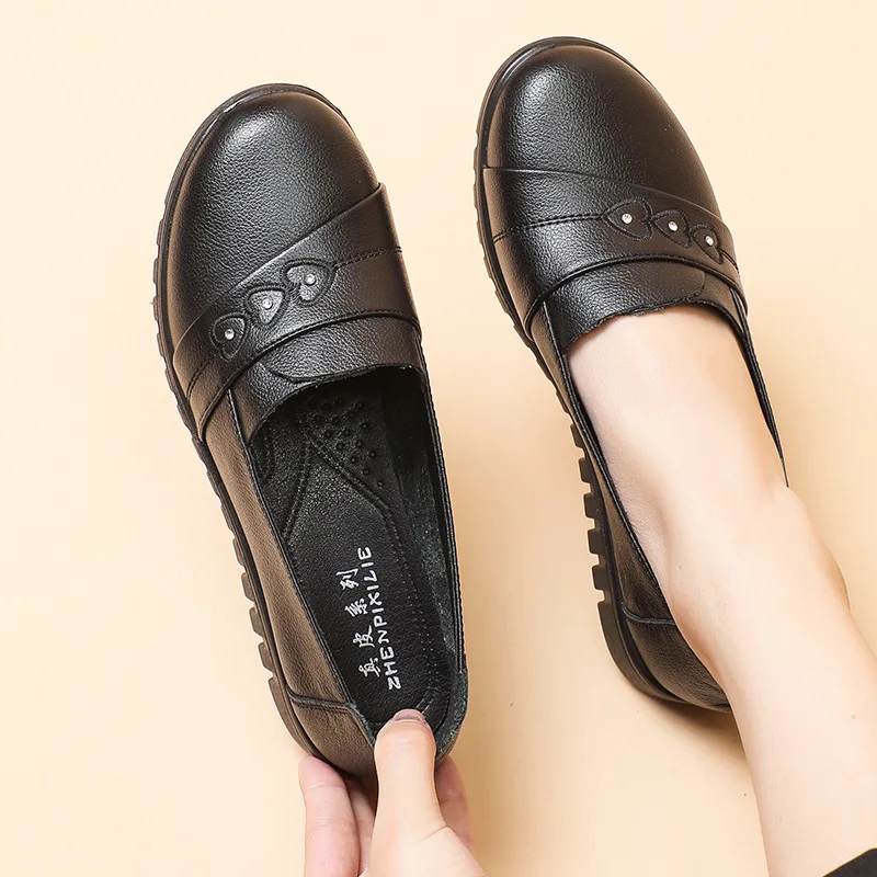 

Spring Autumn Women Genuine Leather Loafers Flats Shoes Female Casual Ladies Black Footware Shoes Soft Bottom Comfort Mom Shoes