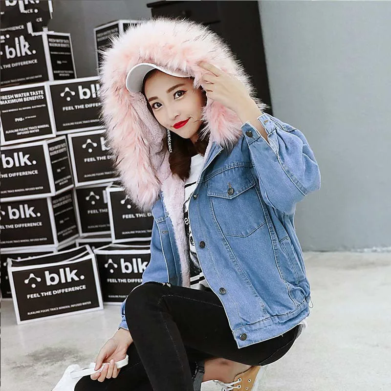 VOLALO With Fur Trim Hood Cotton Liner Long Denim Jackets Women Winter Hardy Warm Denim Coats Jackets Female  Loose Outerwear