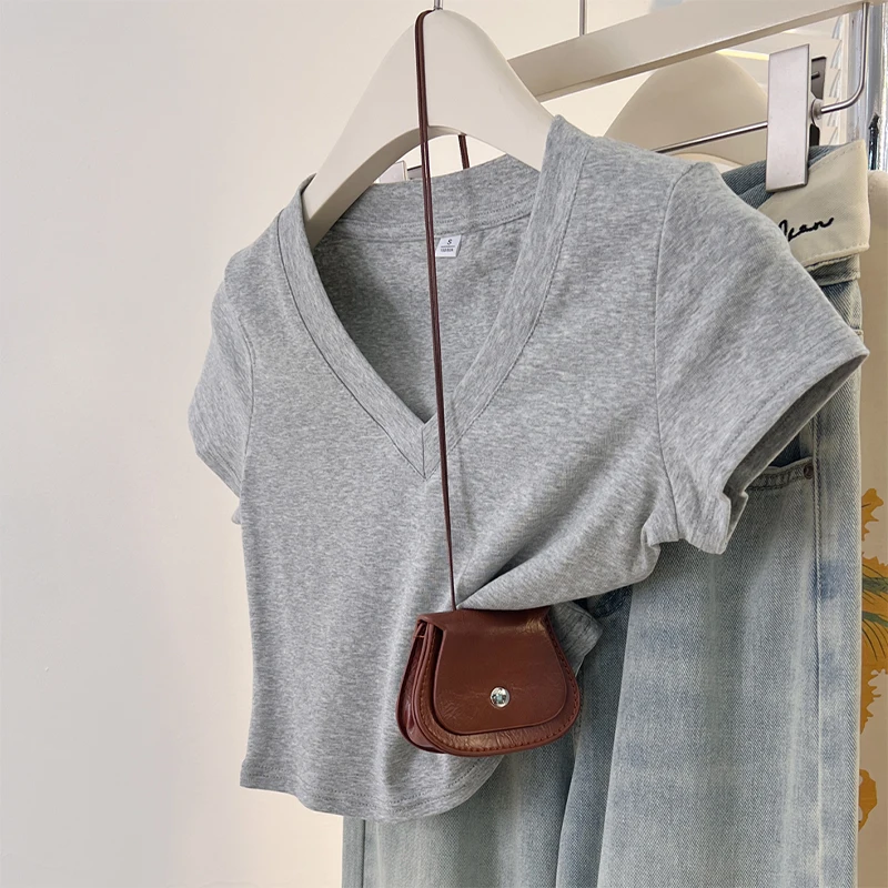 Trendy Versatile Sexy Crop Top 2026 Summer New Solid Color Short Sleeve T-shirt Women Basic Cotton V-Neck Tee 8 Colors