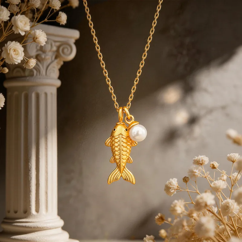 9999 gold - A rare and stylish design pearl necklace for gentle ladies, featuring a small golden fish-shaped pendant