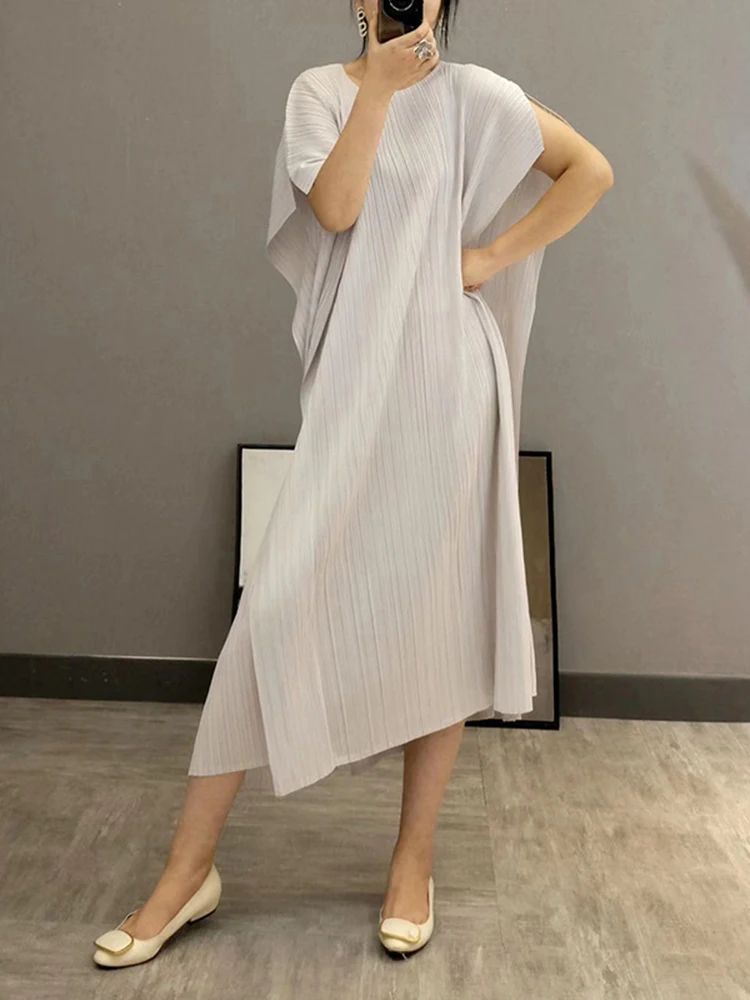 LANMREM 2024 Spring Summer Pleated Dresses For Famale Batwing Sleeves Loose Round Neck Solid Color Women Dresses J560