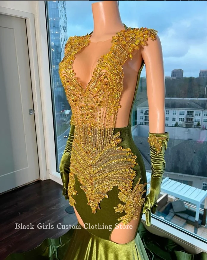 Luxurious Fruit Green Mermaid Prom Dress 2024 Elegant Crystal Rhinestone Applique Black Girls See Through Mesh Evening Gowns