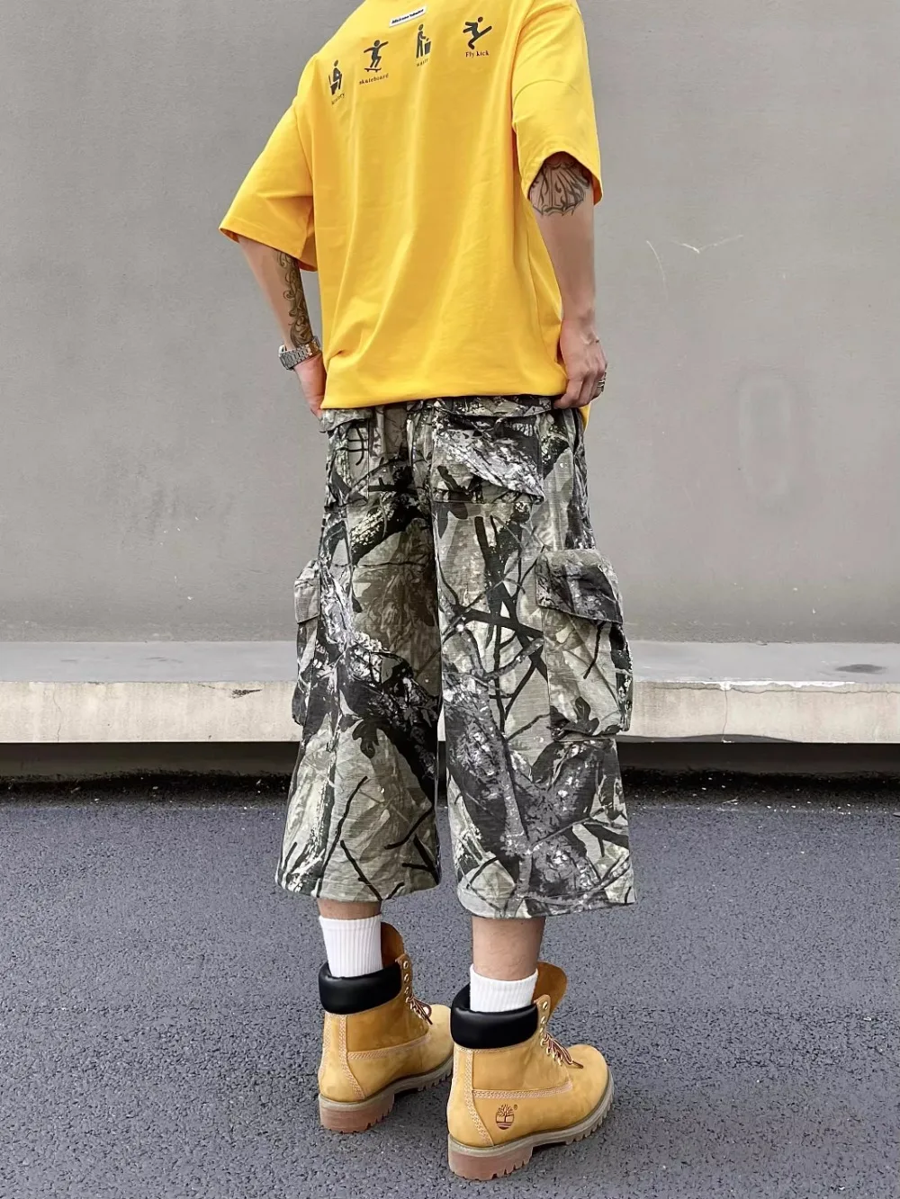 Branch Camouflage Shorts for Men\'s Summer Multi Pocket Cropped Pants Streetwear Men Calf-Length Pants