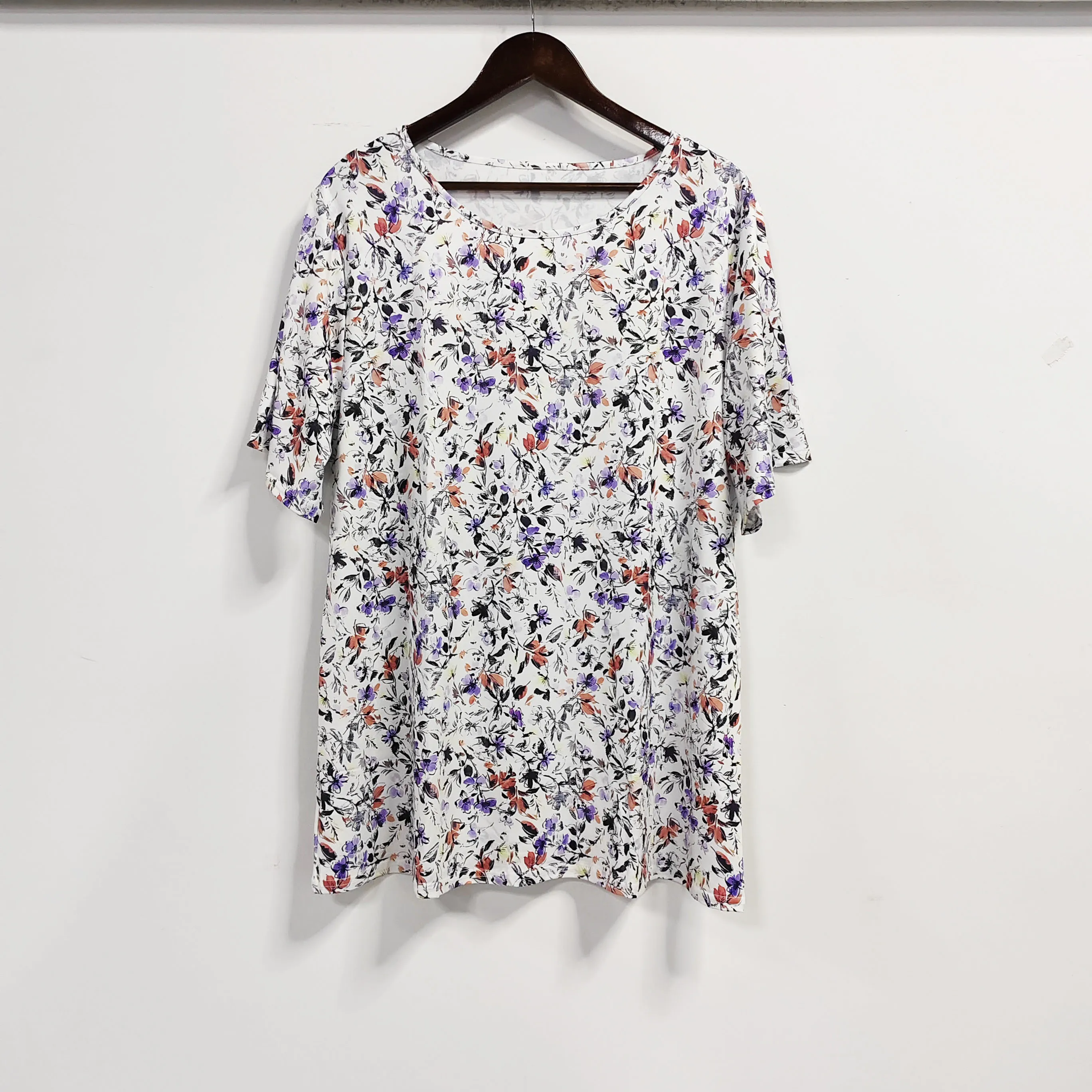 Plus Size Floral Print T-shirt Short Sleeve Crew Neck Casual Top For Summer & Spring Women's Plus Size Clothing