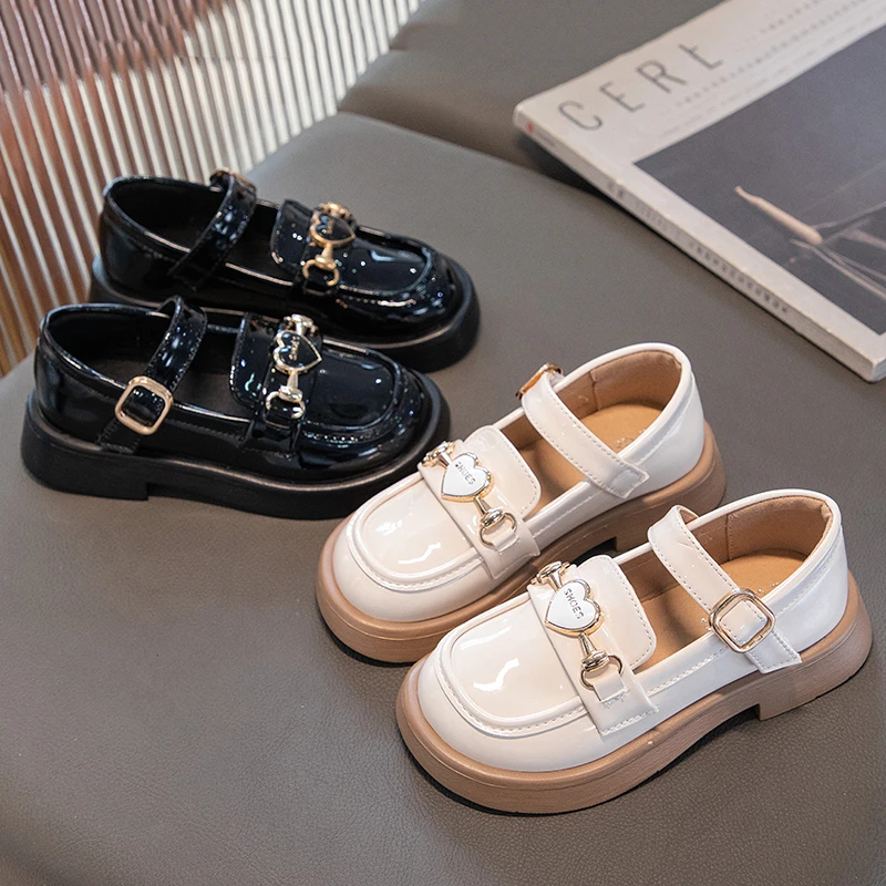 

2025 Girl Leather Shoes Mary Jane Spring Autumn Glossy Kids School Performance Shoes Fashion Children Princess Shoes Thick Sole
