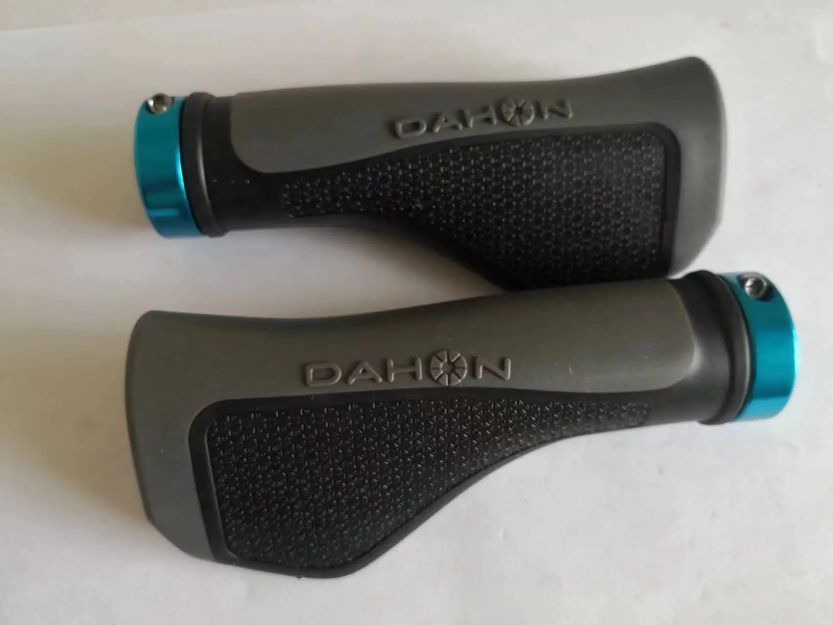 for DAHON Folding bike Handlebar Grip Lock On 132mm 22.2mm bicycle grips