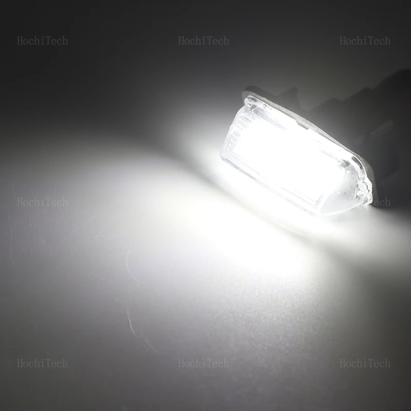 2Pcs DC12V LED License Number Plate Light Lamp LED White For Toyota Camry Avalon Auris E18 Vios Esquire EZ Noah Proace City SAI