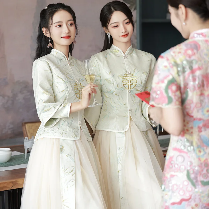 

Chinese Style Cheongsams Bridesmaid Dress 2023 New Wedding Long-sleeved Xiuhe Hnafu Thin Sister Dress kimono Formal Tang Suit