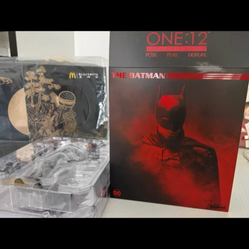 Mezco Ant-Man باتمان روبرت باتينسون 1/12 عمل الشكل 6 بوصة مجموعة كاملة أنيمي نموذج جمع لعبة هدية الكريسماس #3