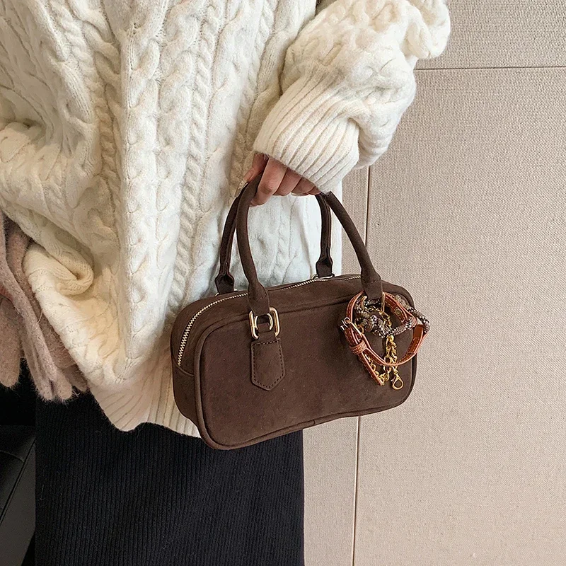 LEFTSIDE Women Fashion Small Faux Suede Soft Square Handbags and Purses Vintage 2024 Winter Y2K Crossbody Bag Lady Shoulder Bag