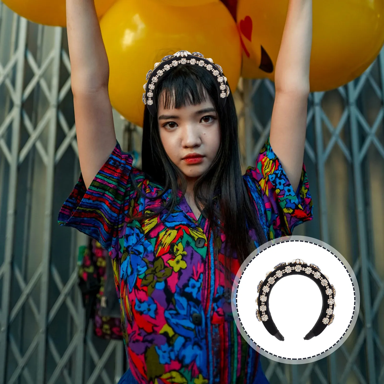 

1Pcs Elegant Baroque Hair Hoop Girl Headband Decorative Hair Ornament Simple Design Comfortable Long Wear for Face Washing